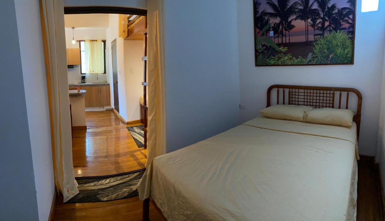 מלון Puerto López Haus Quentin מראה חיצוני תמונה