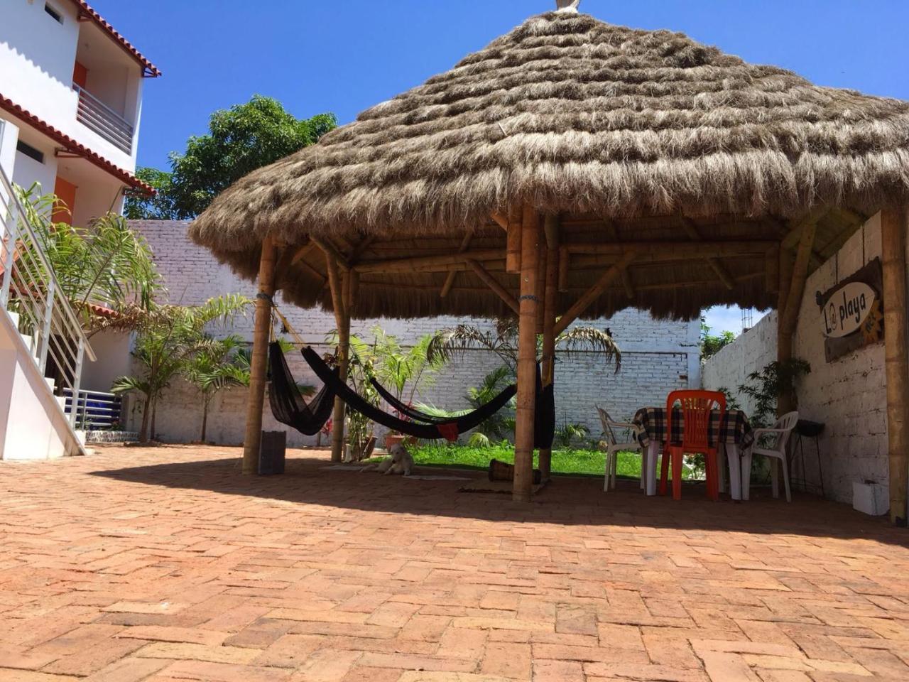 מלון Puerto López Haus Quentin מראה חיצוני תמונה